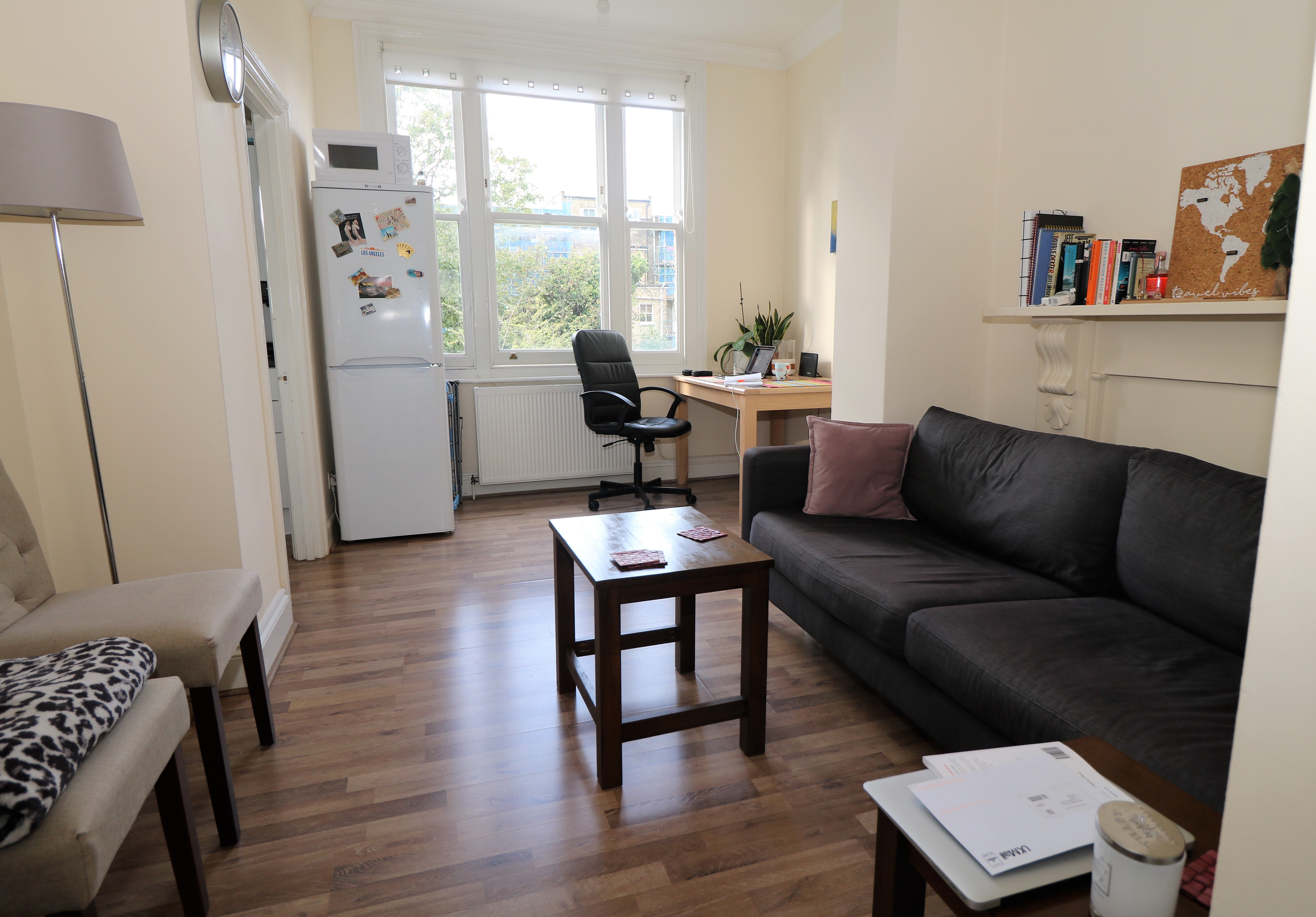 First floor 2 double bedroom flat in Islington, N4. Wood floors, separate lounge and kitchen great condition near zone 2 tube