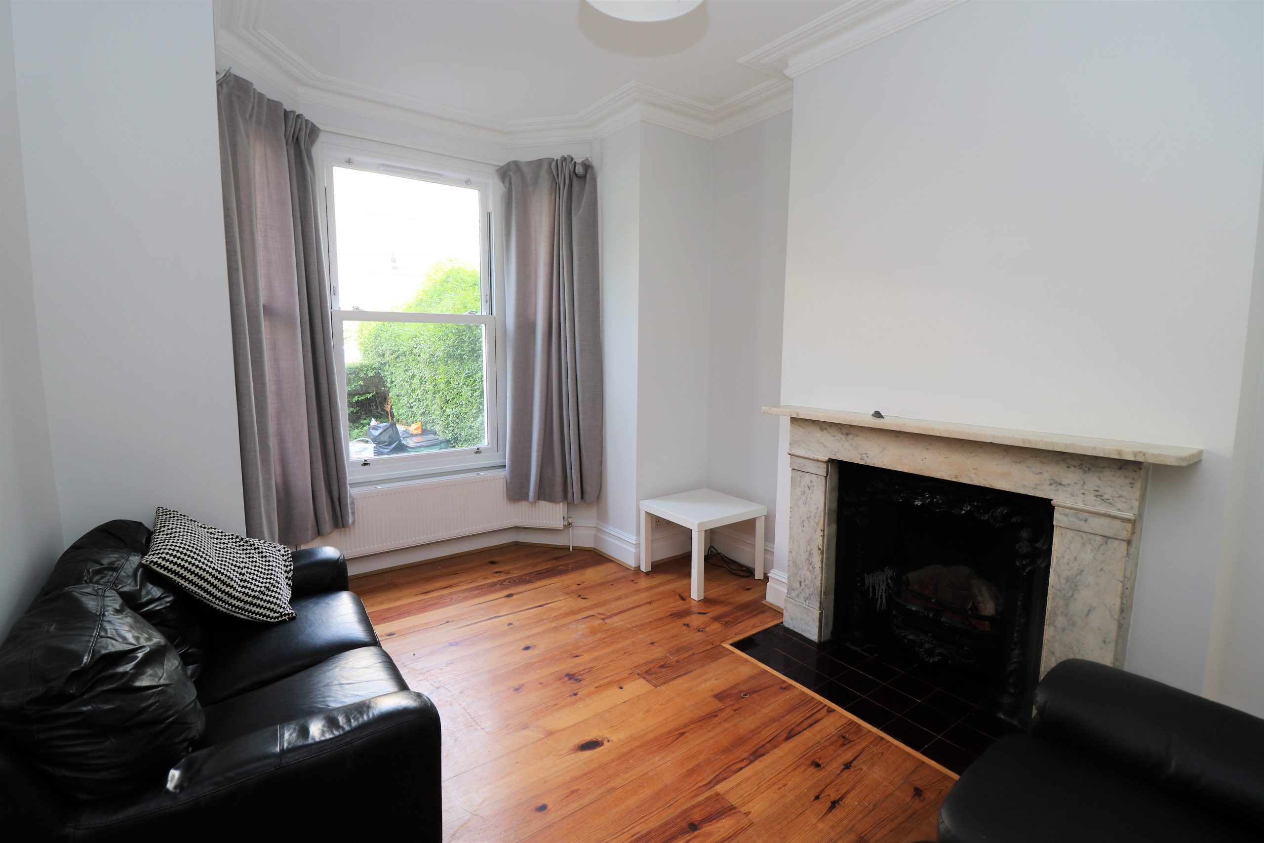 Newly decorated 3/4 mid terraced bedroom house located on a quiet street in Archway/Holloway, N19/N6