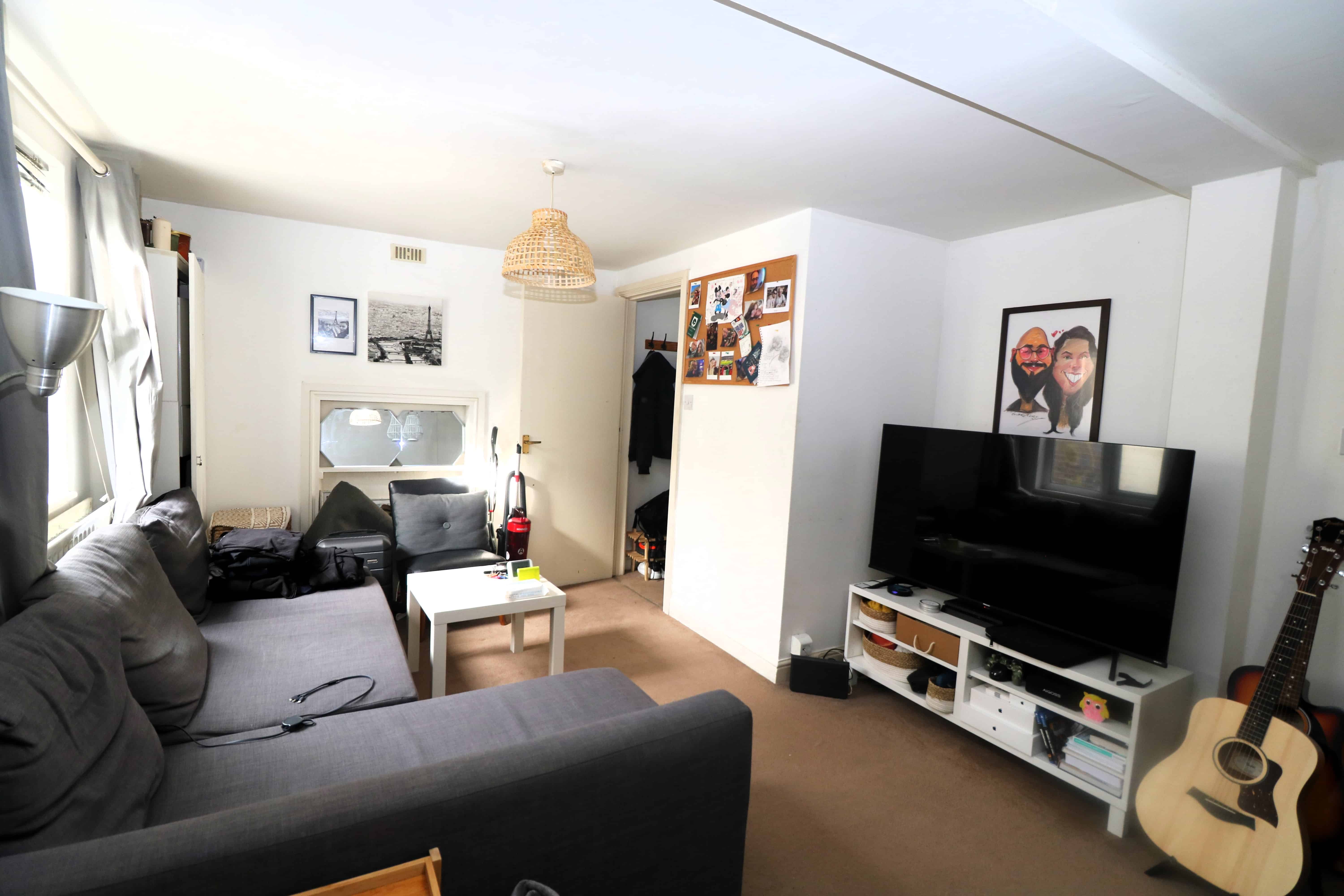 Split level one bedroom flat in Islington, N4